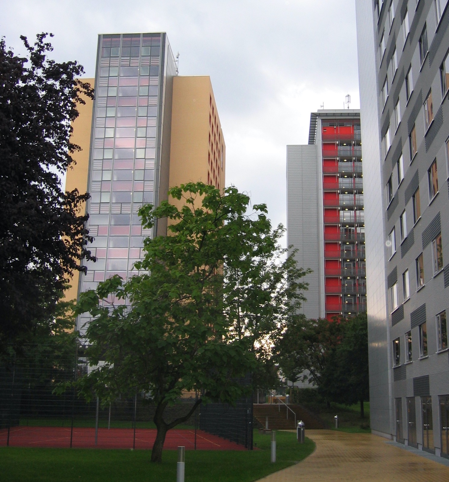 Réhabilitation de tours de logements sociaux